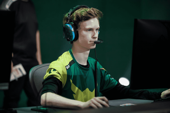 Overwatch League player Johannes "Shax" Nielsen plays a match on stage.