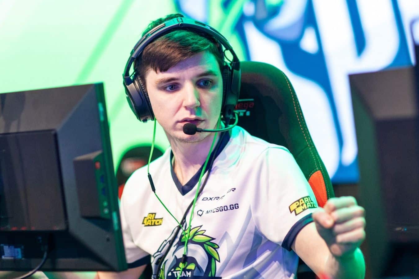 Мир тим. Мир тим. Qnet надпись. Картинка max out. Bnl karting series drivers.